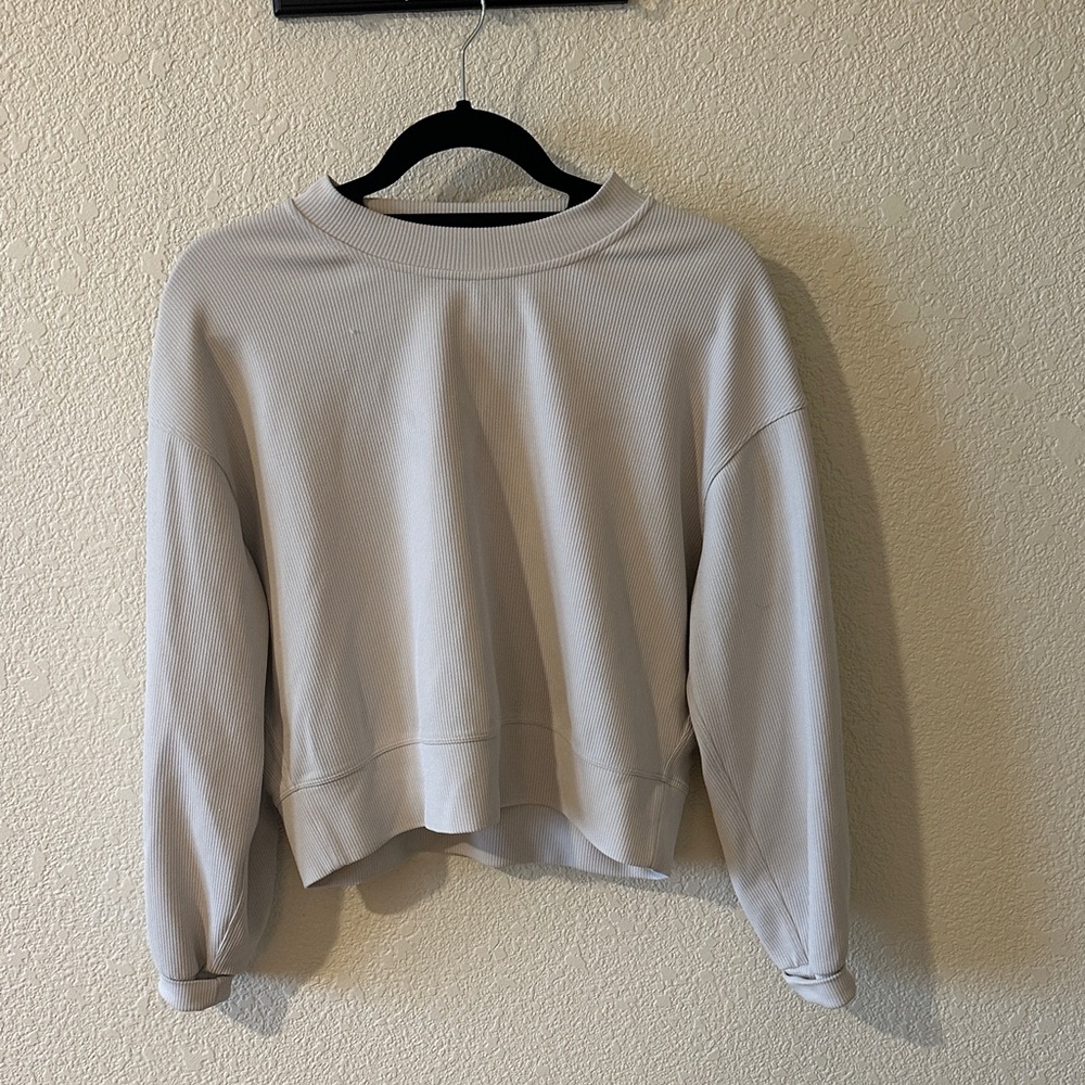 Lululemon crewneck